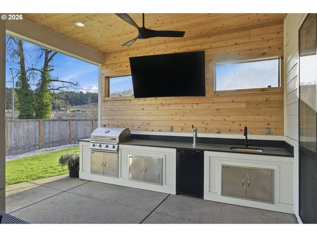 4114 ILLAHE RIVER Ct S, Salem, OR 97302