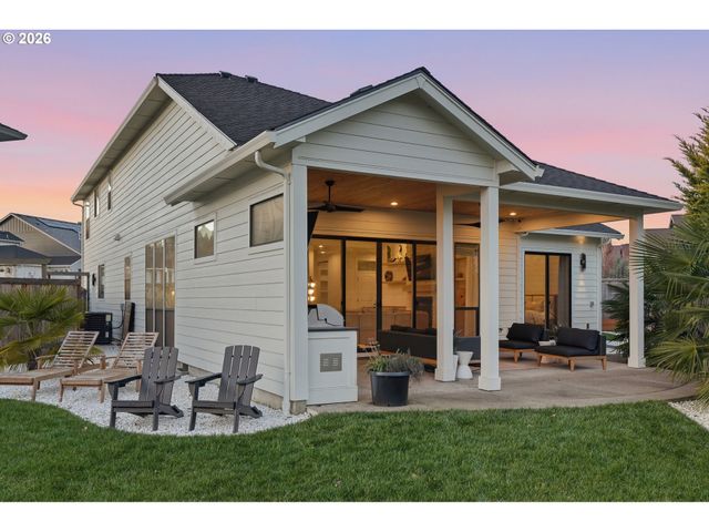 4114 ILLAHE RIVER Ct S, Salem, OR 97302