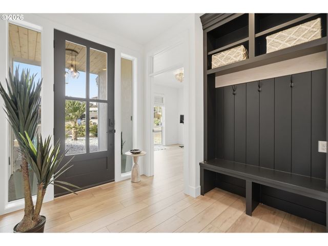 4114 ILLAHE RIVER Ct S, Salem, OR 97302