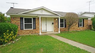 1622 Crest Park Drive, Garland, TX 75042