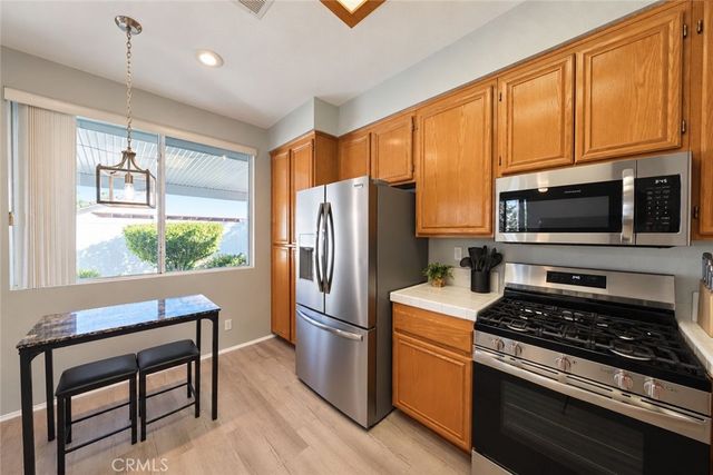 41168 Vincennes Court, Murrieta, CA 92562