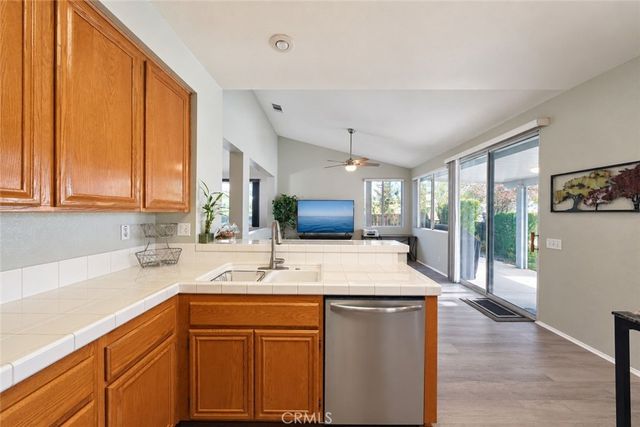 41168 Vincennes Court, Murrieta, CA 92562