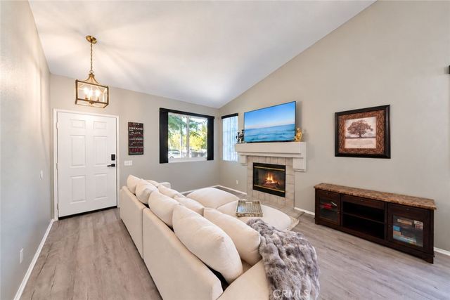 41168 Vincennes Court, Murrieta, CA 92562