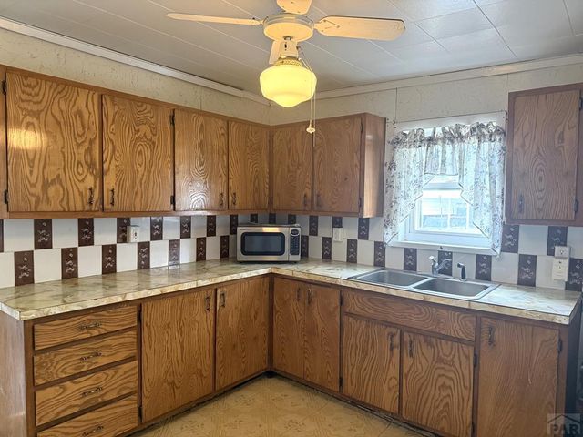 704 W Jefferson St, Trinidad, CO 81082