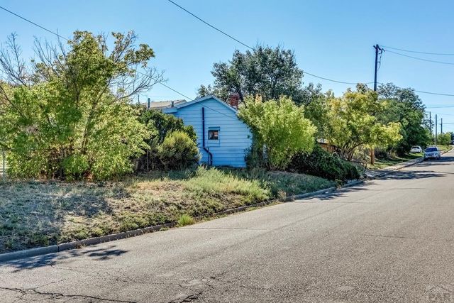 704 W Jefferson St, Trinidad, CO 81082
