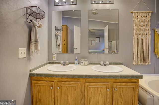 755 Lang Circle, Covington, GA 30014