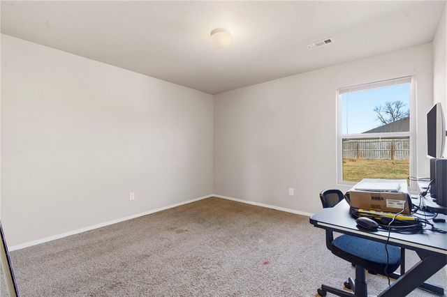 15124 White Fawn Drive, Garfield, AR 72732