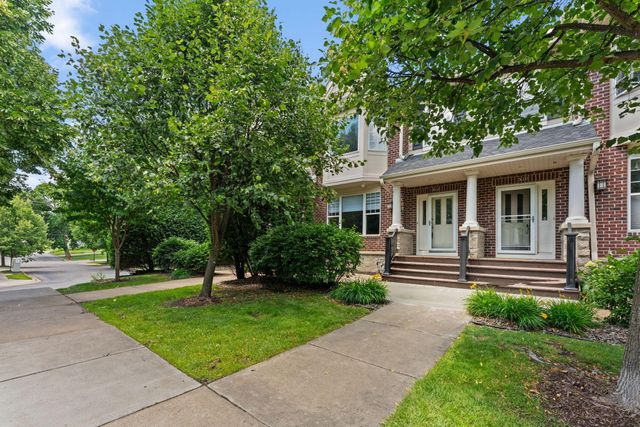 1550 Zarthan Avenue S 512, Saint Louis Park, MN 55416