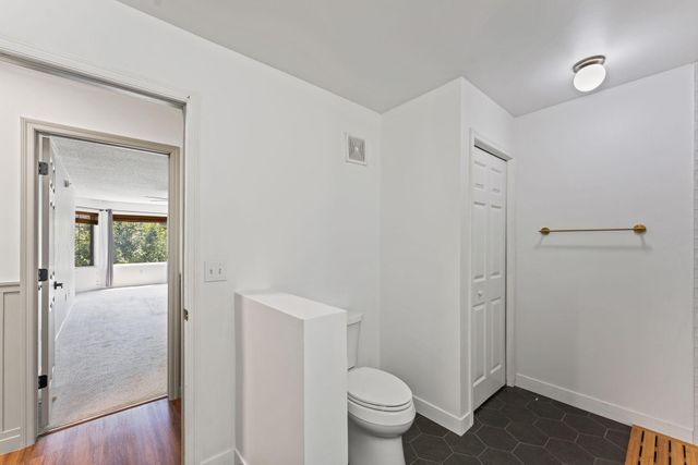 1550 Zarthan Avenue S 512, Saint Louis Park, MN 55416