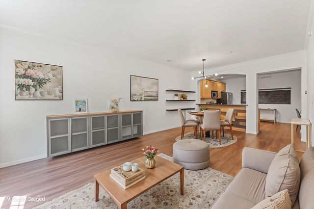 1550 Zarthan Avenue S 512, Saint Louis Park, MN 55416