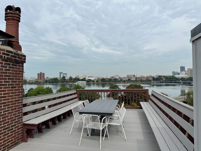 31 Bay State Rd 2, Boston, MA 02215