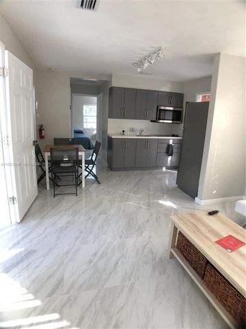 1938 Sheridan St REAR, Hollywood, FL 33020