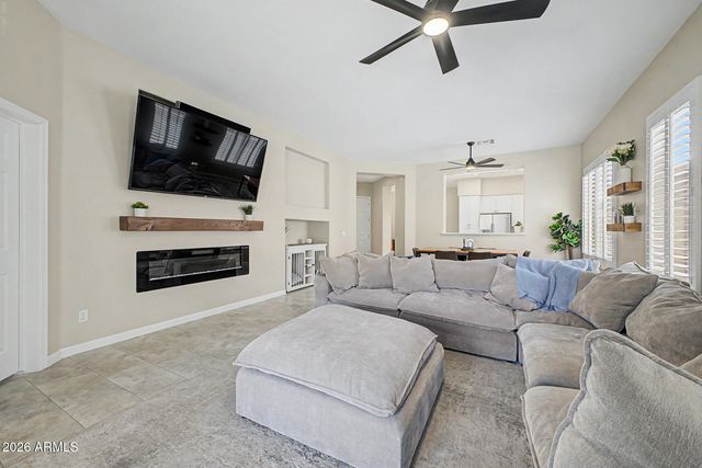 366 E KRISTA Way, Tempe, AZ 85284