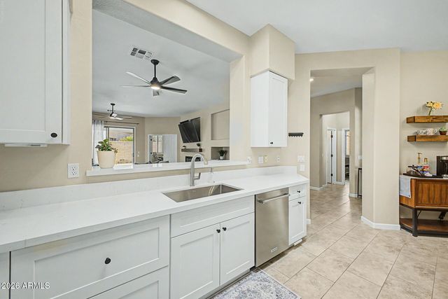 366 E KRISTA Way, Tempe, AZ 85284