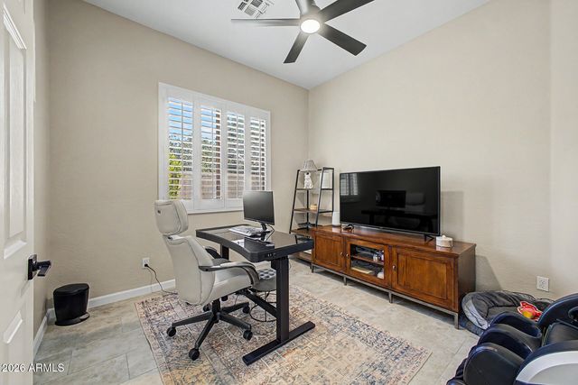 366 E KRISTA Way, Tempe, AZ 85284
