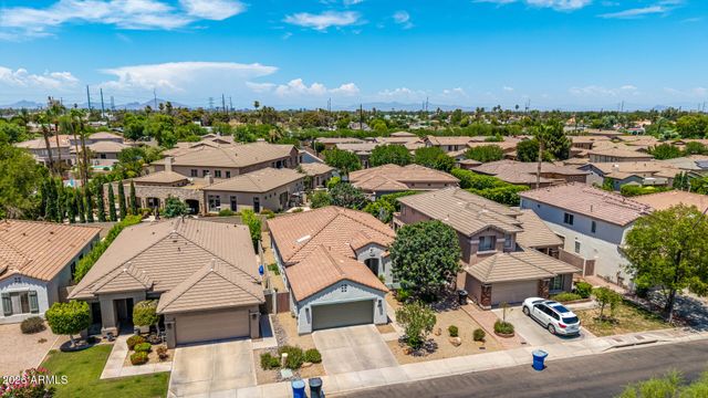 366 E KRISTA Way, Tempe, AZ 85284