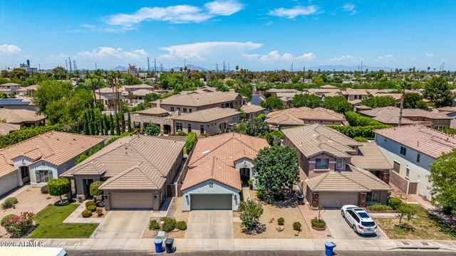 366 E KRISTA Way, Tempe, AZ 85284