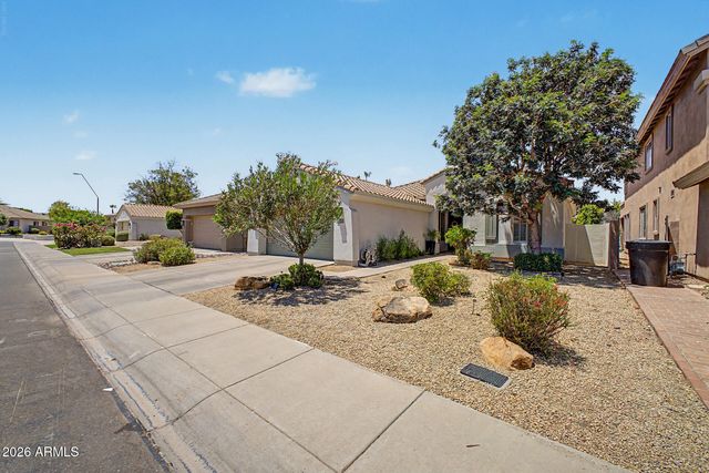 366 E KRISTA Way, Tempe, AZ 85284