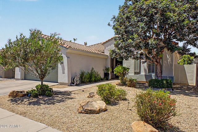 366 E KRISTA Way, Tempe, AZ 85284
