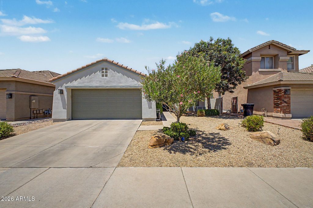 366 E KRISTA Way, Tempe, AZ 85284