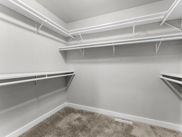 1625 Drusillas WAY, Green Bay, WI 54313