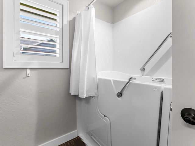 1625 Drusillas WAY, Green Bay, WI 54313