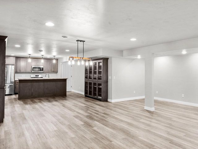 1625 Drusillas WAY, Green Bay, WI 54313