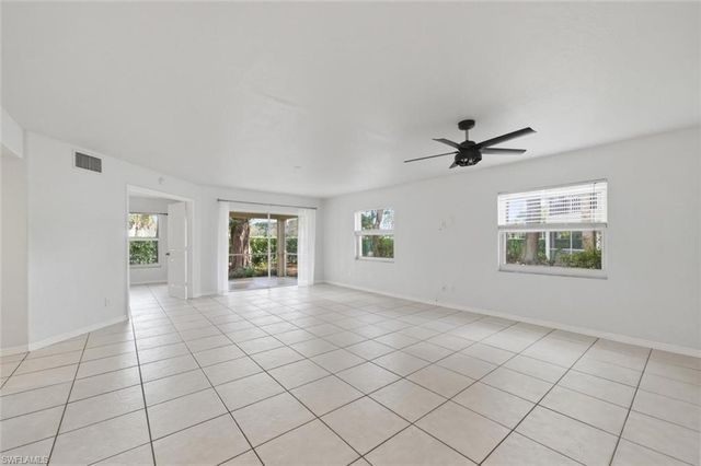 9570 Crescent Garden DR A102, Naples, FL 34109