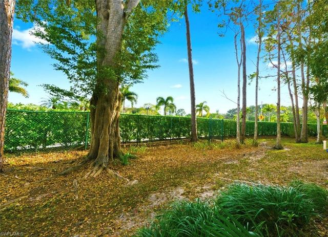 9570 Crescent Garden DR A102, Naples, FL 34109