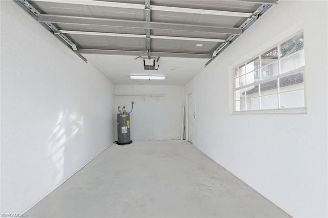 9570 Crescent Garden DR A102, Naples, FL 34109