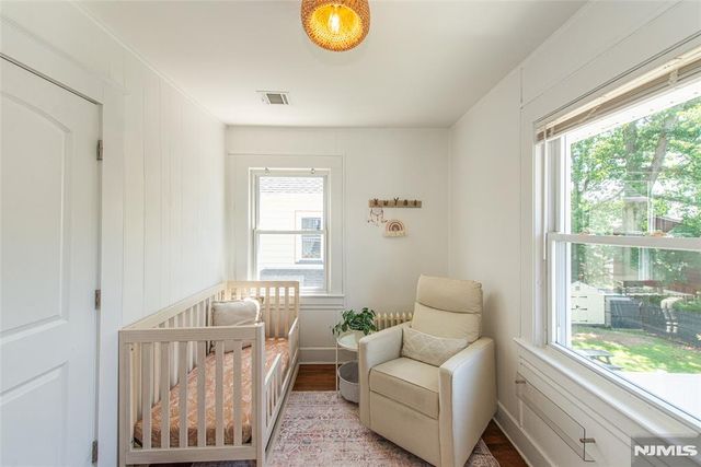 35 Howe Avenue, Montclair, NJ 07042