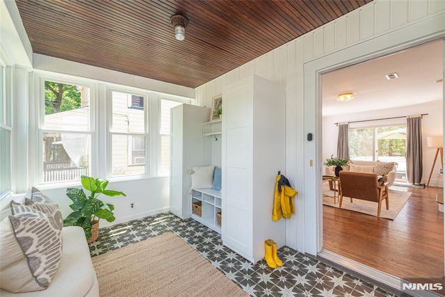 35 Howe Avenue, Montclair, NJ 07042