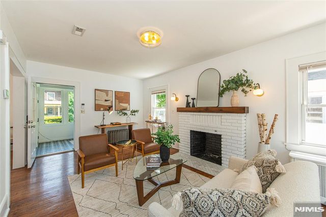 35 Howe Avenue, Montclair, NJ 07042