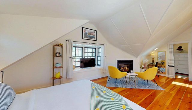 54 Commercial Street UNIT 5, Provincetown, MA 02657