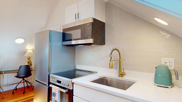 54 Commercial Street UNIT 5, Provincetown, MA 02657