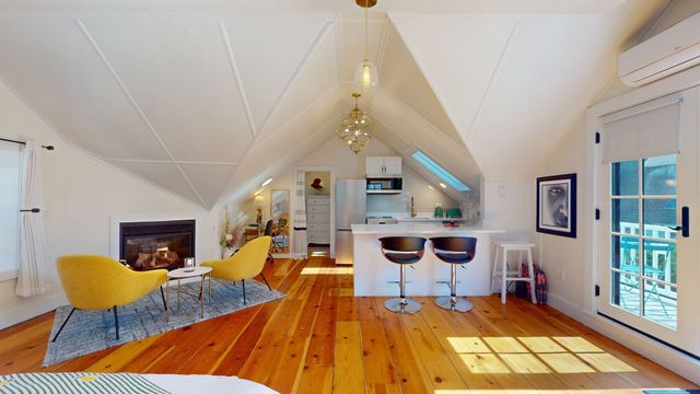 54 Commercial Street UNIT 5, Provincetown, MA 02657