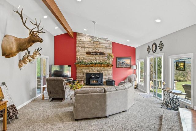 W5472 County Road B, Rio, WI 53960