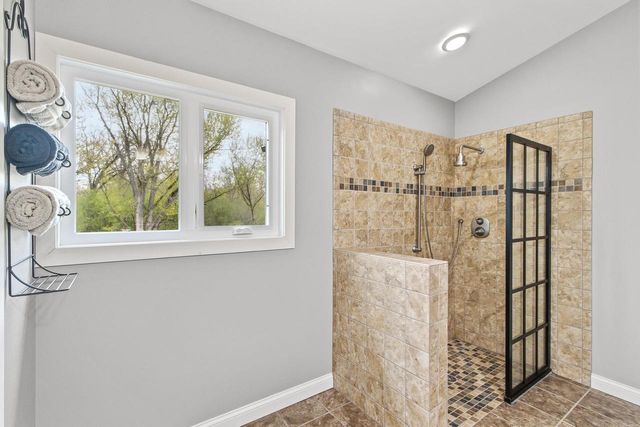 W5472 County Road B, Rio, WI 53960