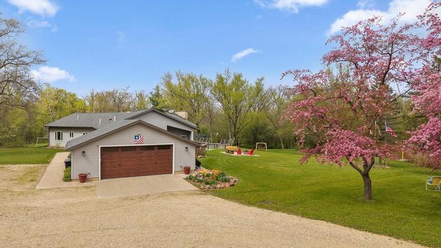 W5472 County Road B, Rio, WI 53960