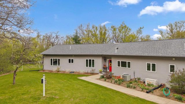 W5472 County Road B, Rio, WI 53960