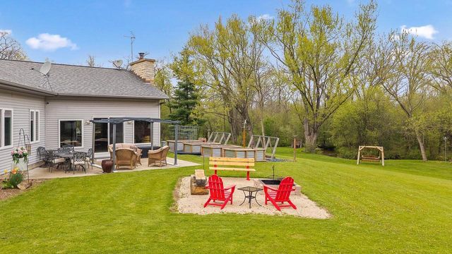 W5472 County Road B, Rio, WI 53960