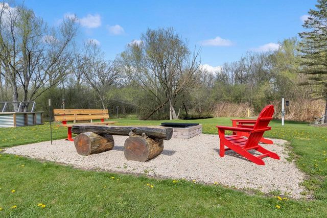 W5472 County Road B, Rio, WI 53960