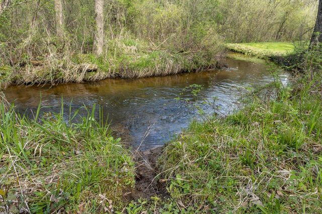 W5472 County Road B, Rio, WI 53960