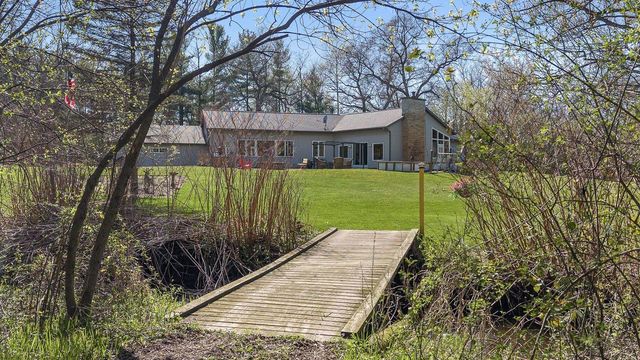 W5472 County Road B, Rio, WI 53960