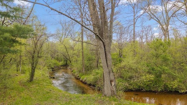 W5472 County Road B, Rio, WI 53960