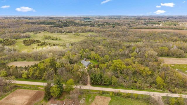 W5472 County Road B, Rio, WI 53960