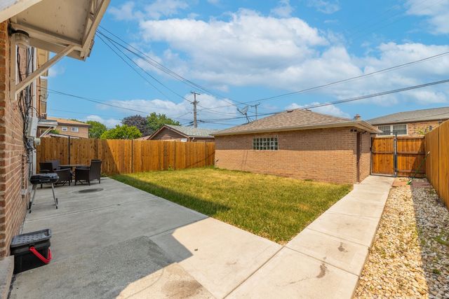 4634 W 47th Street 1, Chicago, IL 60632