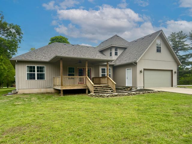 555 E Farm Road 84, Springfield, MO 65803