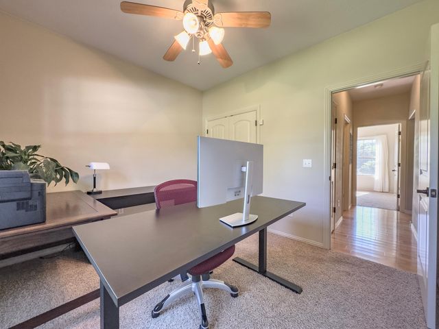 555 E Farm Road 84, Springfield, MO 65803