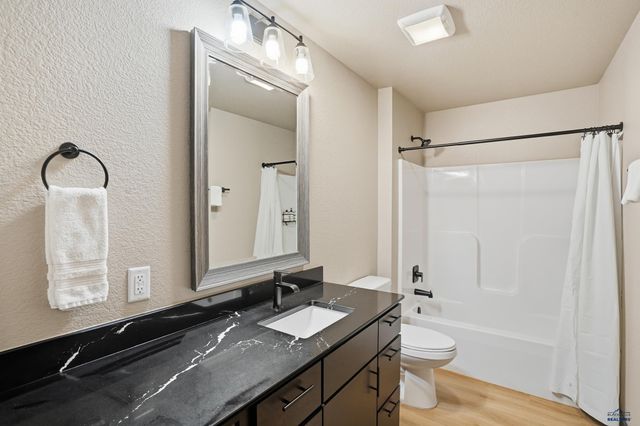 21336 TRAILSIDE RD, Lead, SD 57754